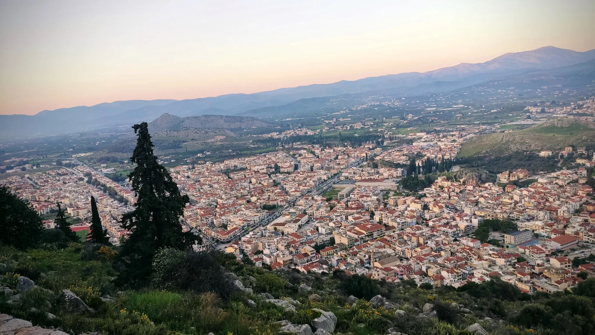 Πανοραμική θέα του Ναυπλίου και του Αργολικού κόλπου